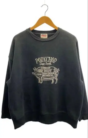 포크찹 차고 맨투맨