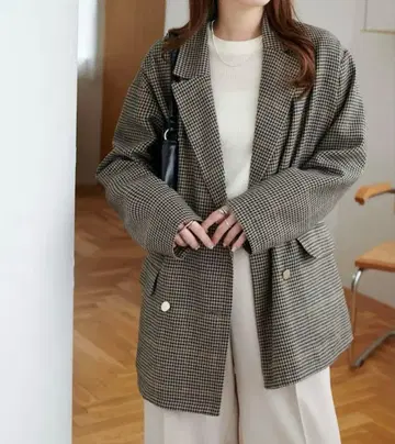 미사용 새상품 [ DISCOAT ] 골드 버튼 체크 W 테일러 자켓