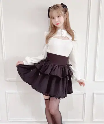 MA*AS 사이드 스핀들 치마바지 블랙