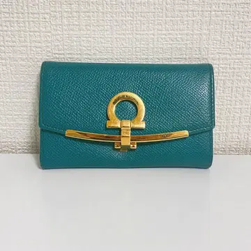 페라가모 키케이스