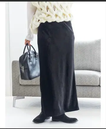 핏 벨로아 스커트 ungrid