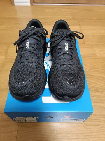 호카 린콘 4 블랙 러닝화 박스 포함