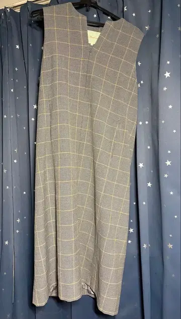 Petit Honfleur 체크 무늬 슬리브리스 원피스 사이즈 9