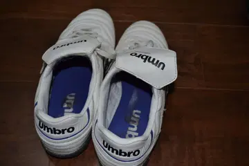 Umbro Speciali Premier TF 화이트 신발 27cm