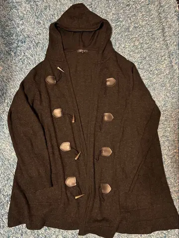 새상품급!! INDIVI 후드 부착 다크 블랙 44호 가디건