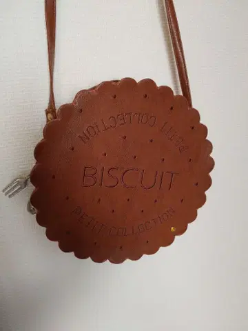 스위머 비스킷형 숄더백