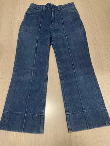 HARE 부츠컷 데님 다크 블루