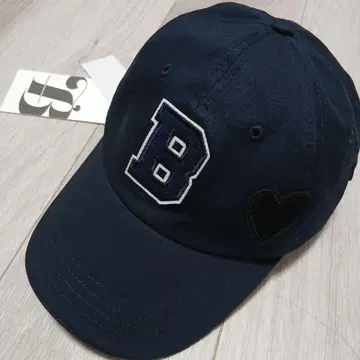 Bibiy.B. CLUB CAP 아이보리 비비