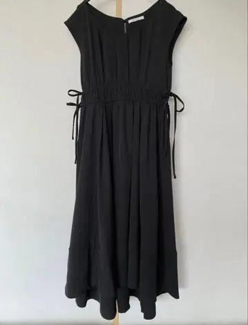 REDYAZEL 블랙 슬리브리스 롱 원피스 S