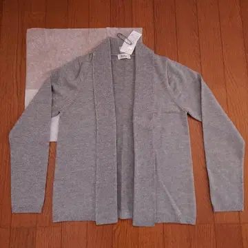 12/13까지 [미사용] 노리즈 라메 있음 그레이 M 사이즈 가디건