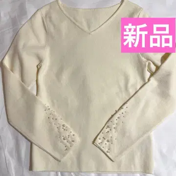 스트로베리 필드*새상품 소매 진주 비쥬 V넥 긴팔 아이보리 니트