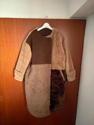 GALLARDAGALANTE 패치워크 보아 코트