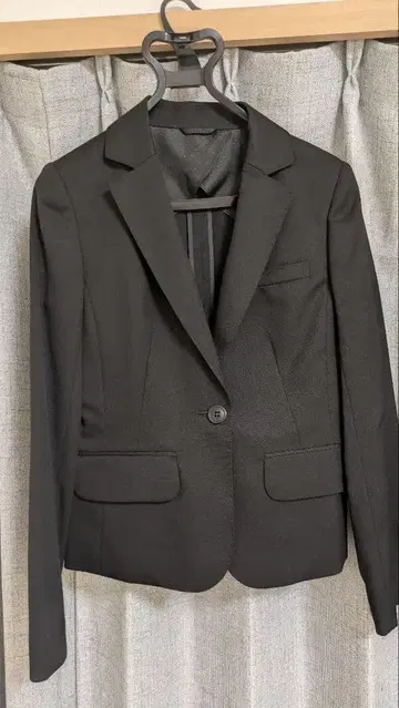 블랙 취업 정장 Precious