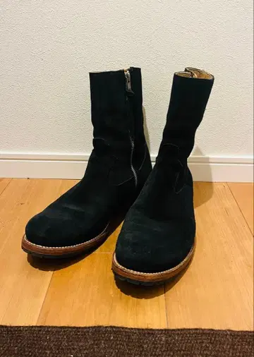 블랙 스웨이드 지퍼 숏부츠