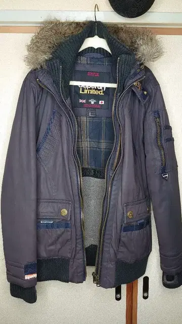 Superdry 극도 건조 겨울용 점퍼