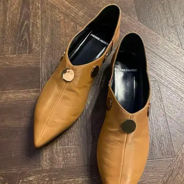 PIERREHARDY 피에르 아르디 가죽 신발 스틸레토