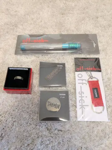 TAEMIN off-sick 굿즈와 반지 4세트