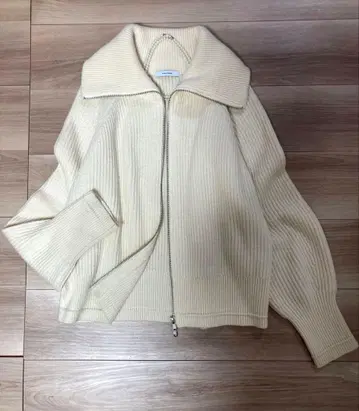 새상품급 저널 스탠다드 23AW 워셔블 지퍼 니트