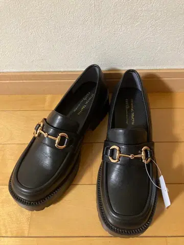 [ 새상품, 미사용 ] 오리엔탈 트래픽 로퍼