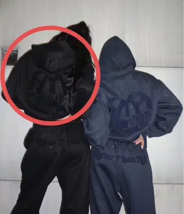 HTH 크리스마스 GRITTER HEART LOGO HOODIE 블랙