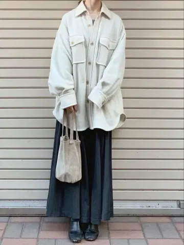 8 아이보리 플리스 오버 사이즈 셔츠