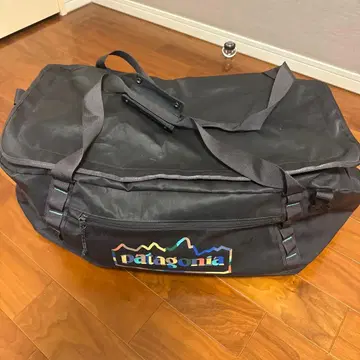 Patagonia 블랙 더플백