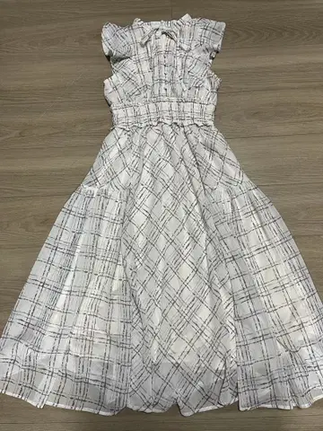 안미르 AnMILLE 슬리브리스 원피스 화이트