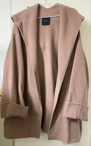 Spick & Span 후드 부착 베이지 코트