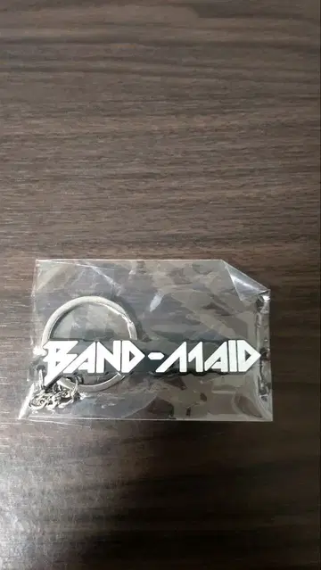 BAND-MAID 로고 키링 (블랙)