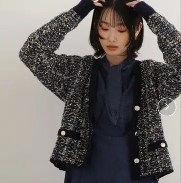 내추럴 뷰티 베이직 트위드 가디건 블랙 블루