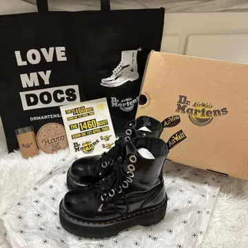 Dr. Martens Jadon Max 블랙 UK3