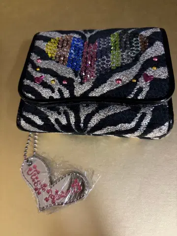 싱크비 3단 폴더형 지갑 하트 체리 미사용 새상품