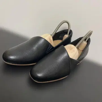 시착품 클락스 Clarks 줄리엣 팜 블랙 가죽 천연 가죽 22cm