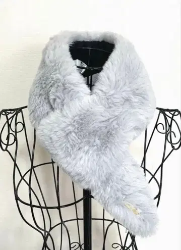 [ 새상품 ] FURLA 페이크 머플러 훌라