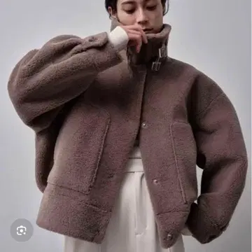 새상품급 스터링 루어 에코 무스탕 숏 자켓 보아 코트