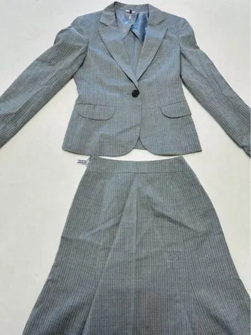 NEXT BLUE 그레이 스커트 수트 40