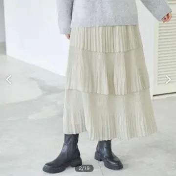 ROPE' 로페 티어드 플리츠 스커트 36 S 라이트 그레이