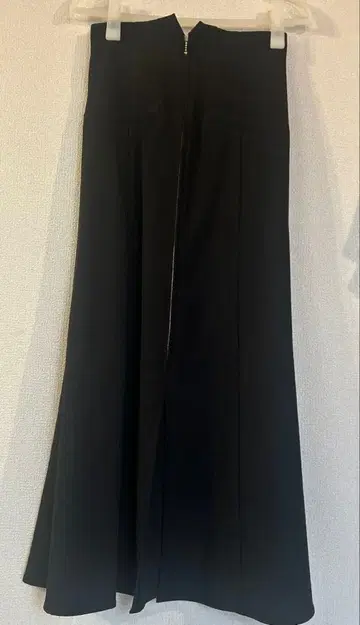 [ 새상품급 ] 프론트 지퍼 머메이드 스커트 앙데팡당