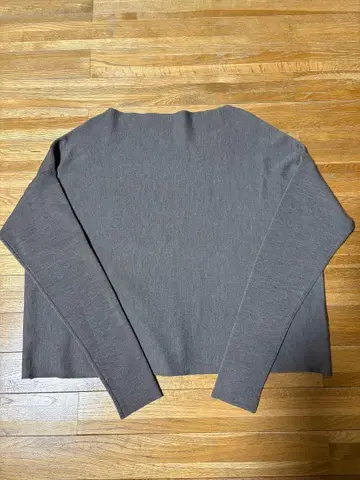 이번 시즌 이에나 전점 완판 스무스 풀오버 브라운