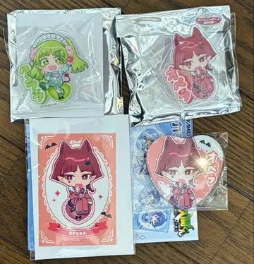 카미애니 복권 마계학교 이루마군 오페라 클라라 아크릴 배지 캔뱃지