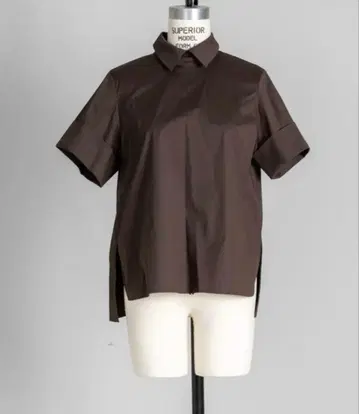 데레스 하프 슬리브 블라우스 브라운