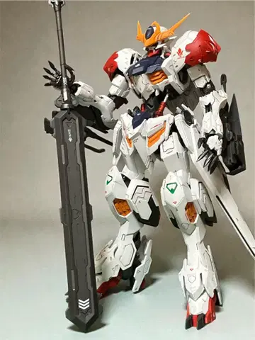 MG 건담 발바토스 렉스 전체 페인팅 완성품 철혈의 오펀스