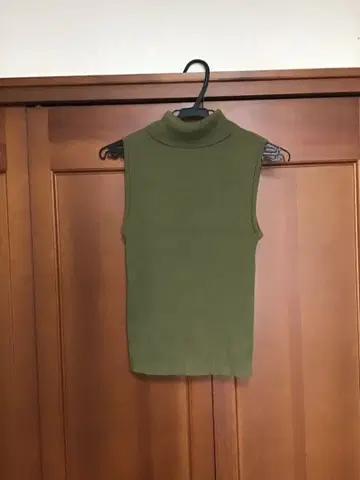 하나에모리 스웨터 하이넥 슬리브리스 일본제 미사용