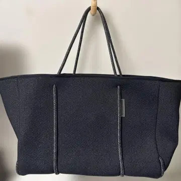 BREAKFAST & Co. 블랙 토트백 블랙