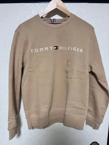 TOMMY HILFIGER 베이지 크루넥 트레이닝복 L