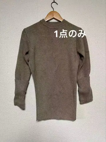 CLANE SLANT CUT KNIT TOPS