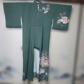 그린 컬러 꽃무늬 자수 호몬기