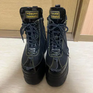 요스케 산마루 통굽 플랫폼 부츠