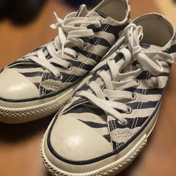 컨버스 제브라 패턴 24.5cm