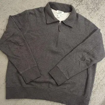 COS 릴랙스핏 그레이 스웨터